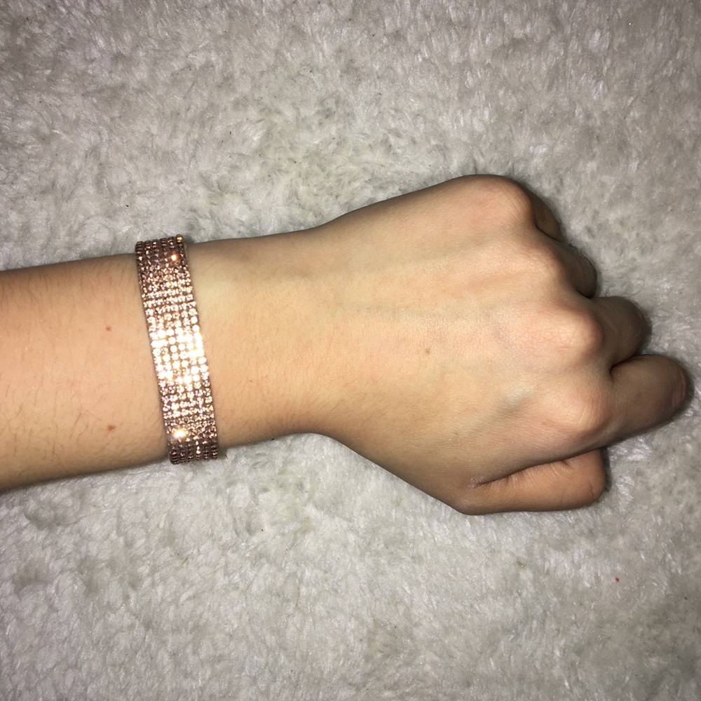 Ultra sparkly amber gem band